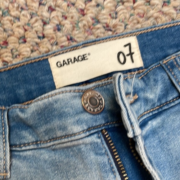 Light blue jeans - Picture 3 of 5